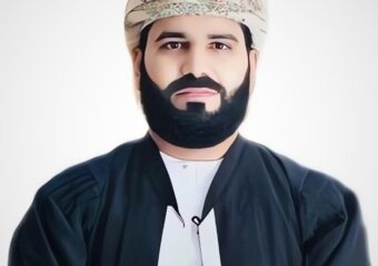 مستشار قانوني